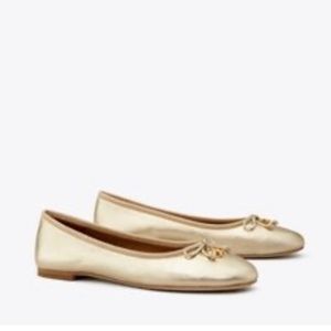 TORY BURCH CHARM Gold Ballet Flats - Size 8